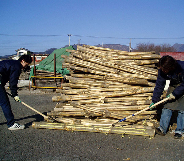 Material für japanische Holzfiguren-Vorbereitung