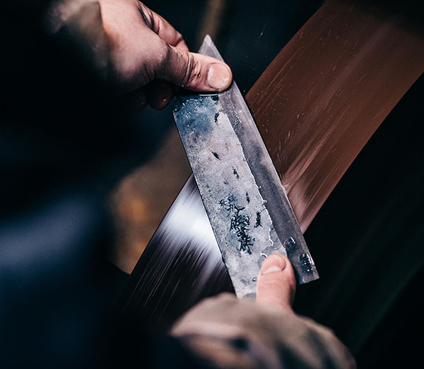Messerschärfen durch japanische Meister